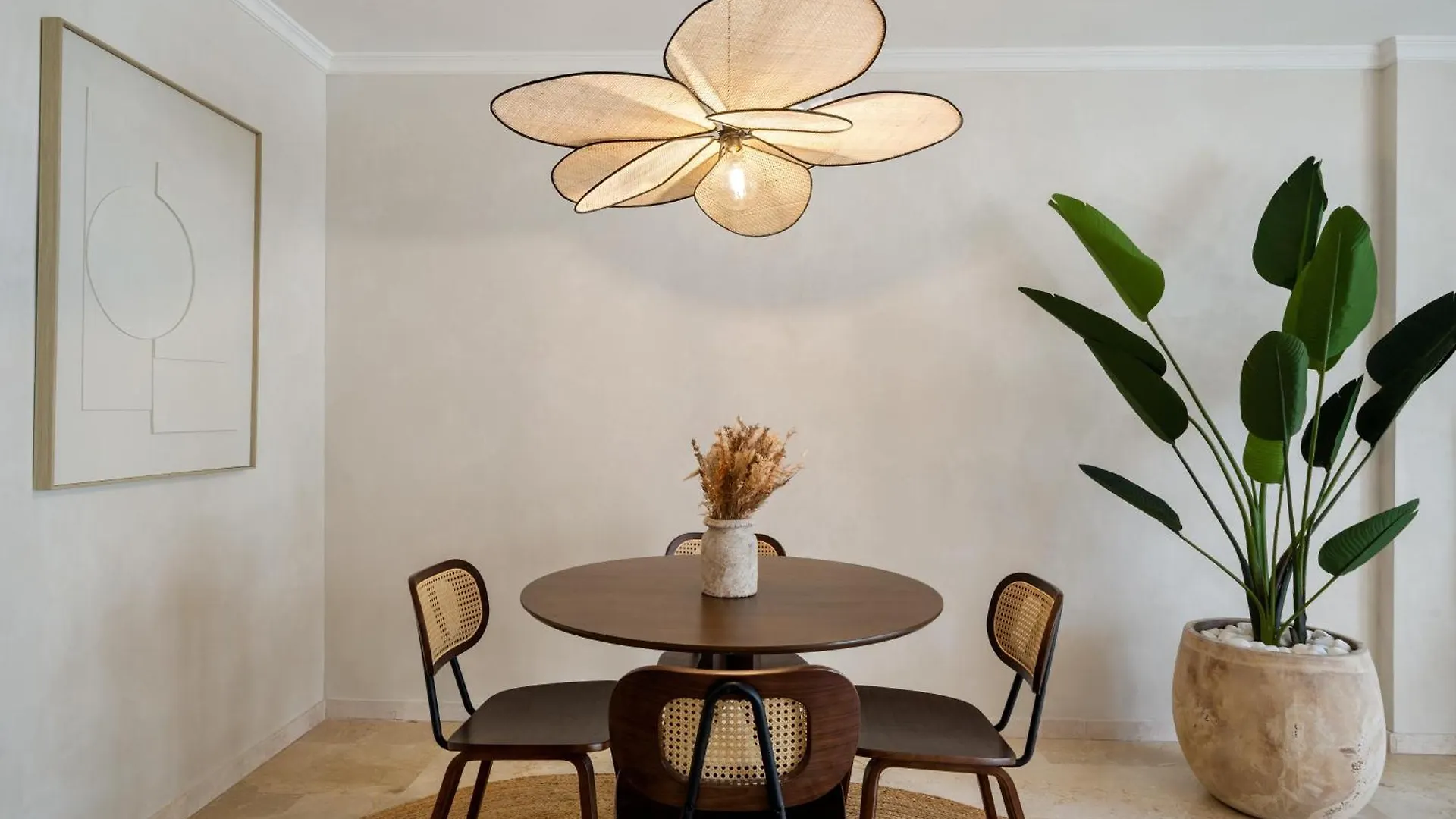 Stylish Apartment With Pool Estepona Spain