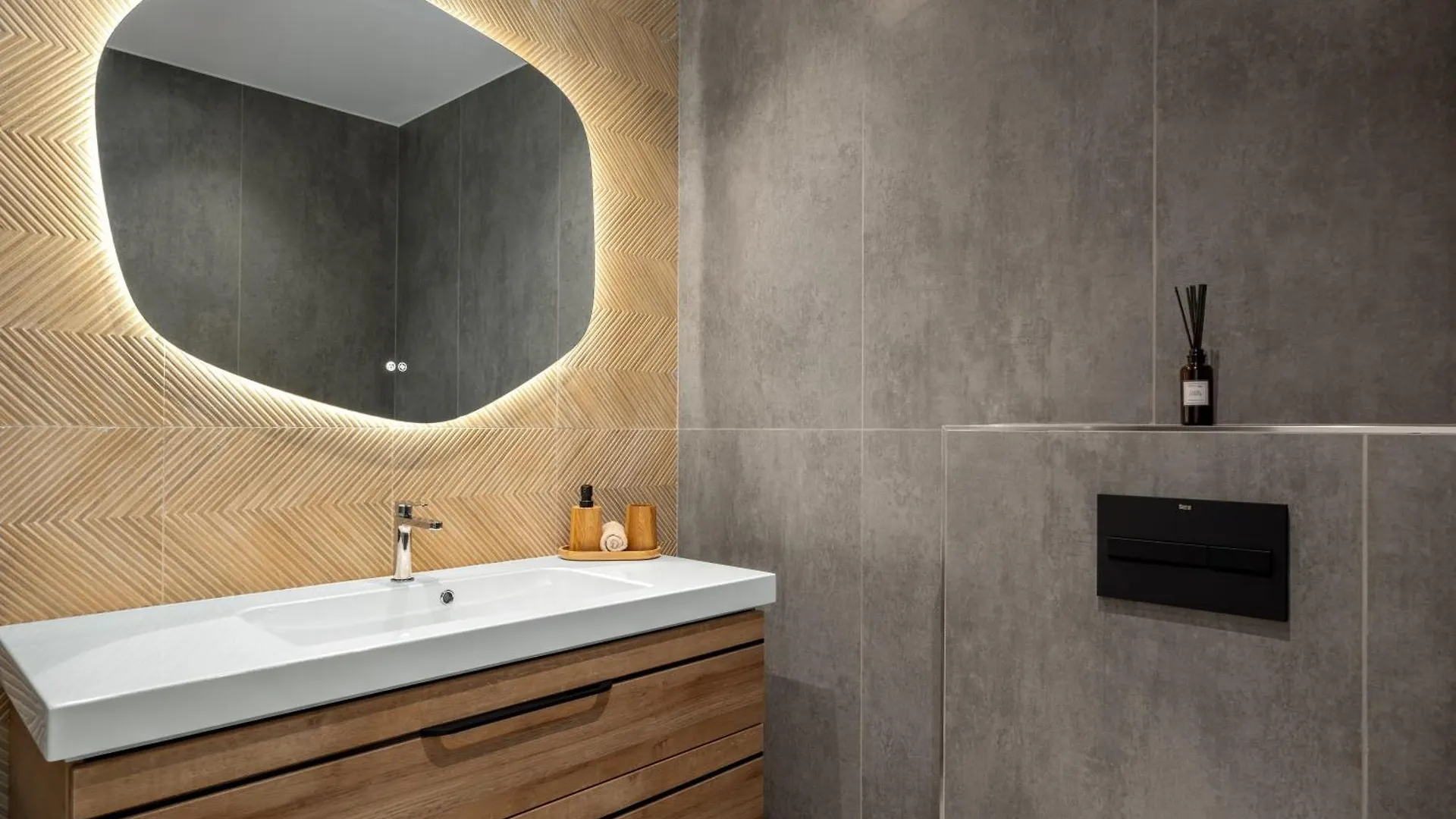 Stylish Apartment With Pool Estepona Spain